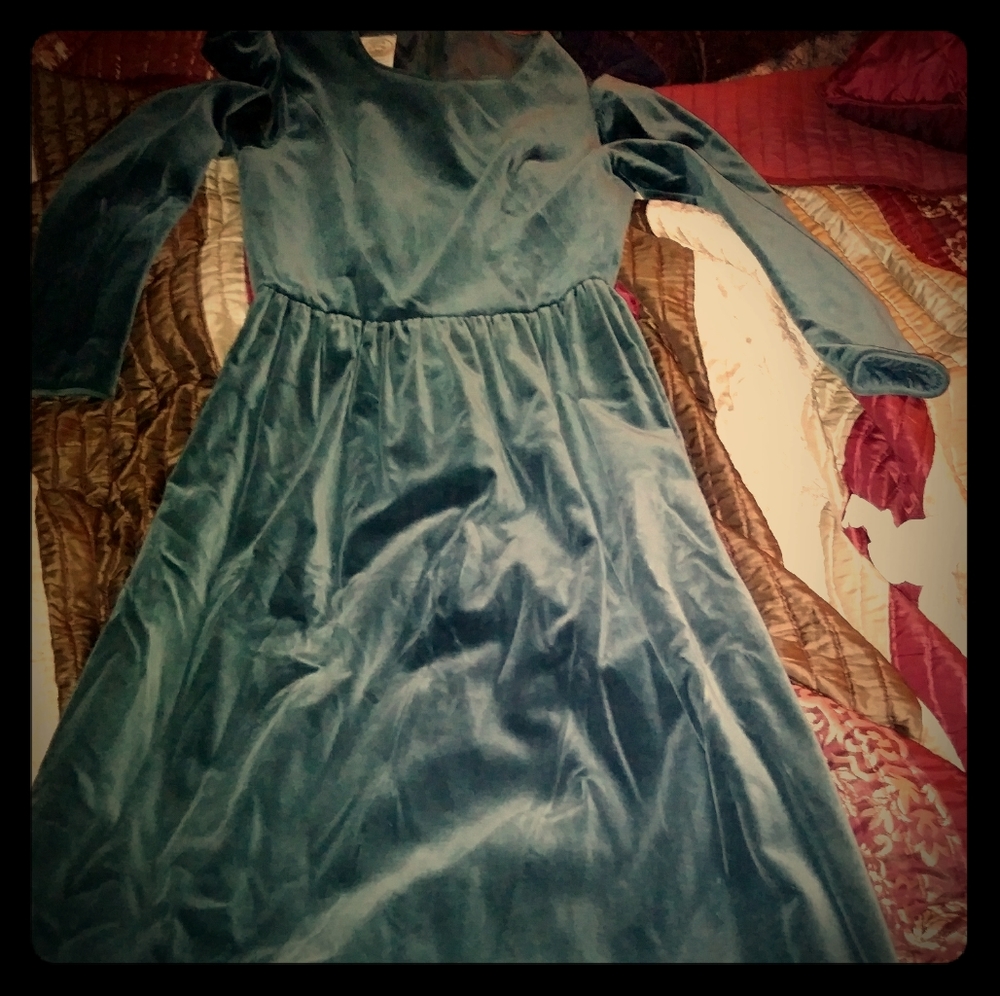 Vintage Laura Ashley Velvet Dress perfect condin